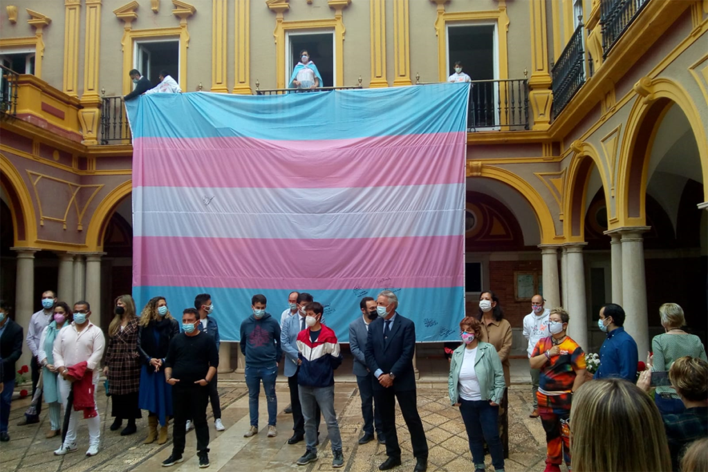 exigimos la igualdad trans en Huelva