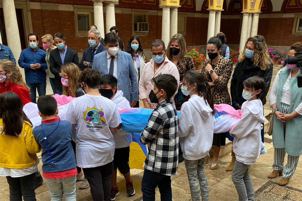 exigimos la igualdad trans en Huelva